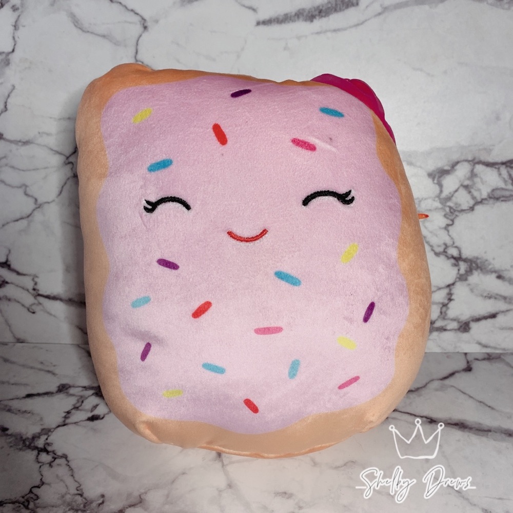Squishmallows Fresa the Pastry 8” Stuffed Plush